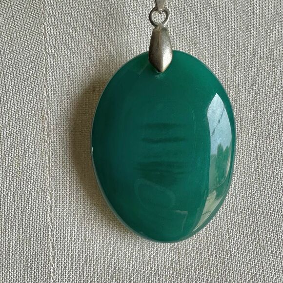 Green Onyx agate  Druzy Geode pendant necklace - Picture 4 of 10